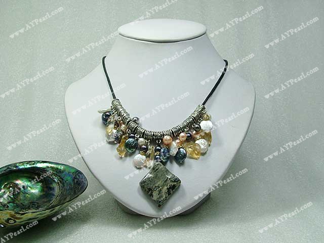 pearl crystal necklace