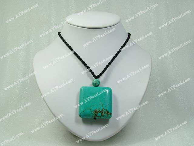 collier de turquoises