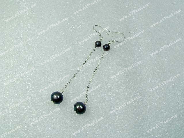 black pearl earring