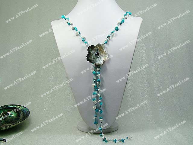 collier de coquillages turquoise