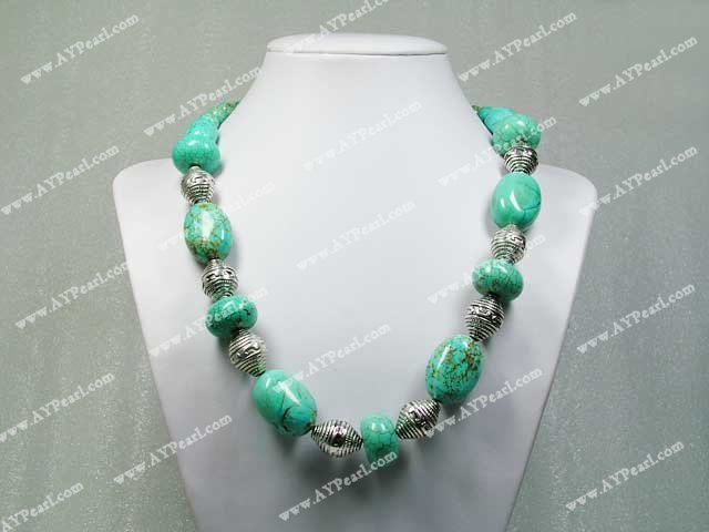 collier de turquoises