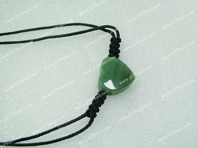 jade persiko-formade halsband