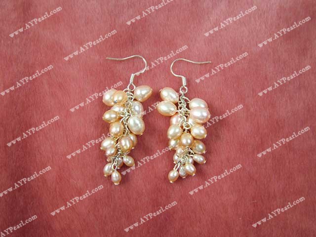 pearl earring