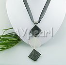 Wholesale glass necklace