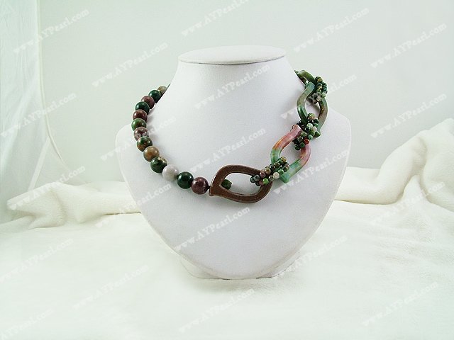 collier agate
