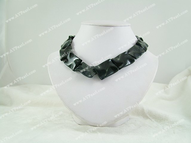 Black Stone Halskette