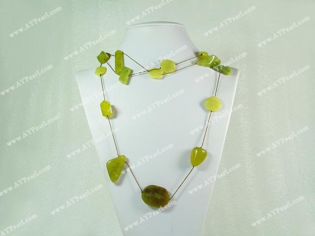 Oliven-Halskette