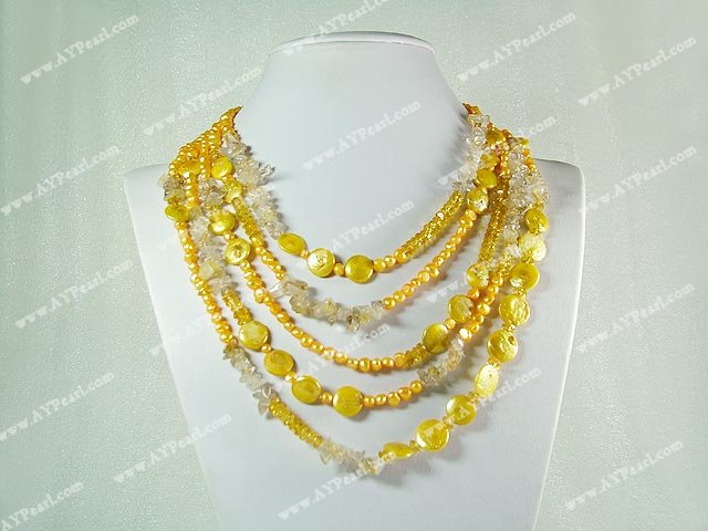 pearl crystal necklace