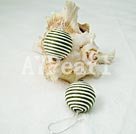 line ball earrings