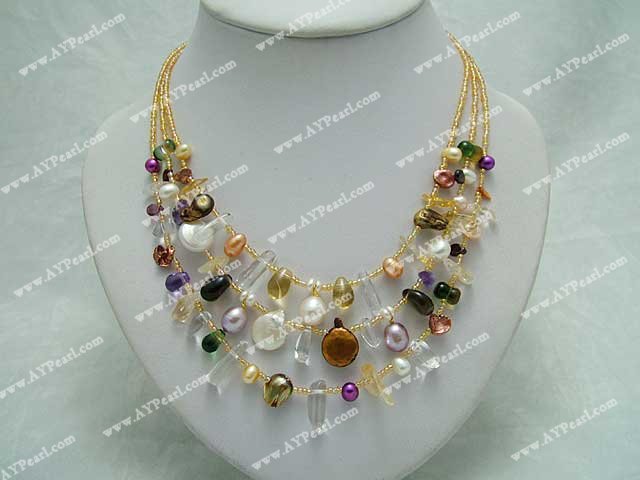 pearl crystal necklace