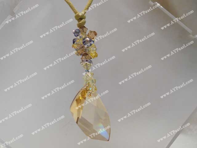 collier en cristal
