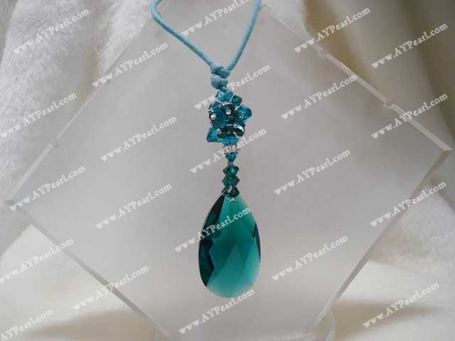 collier en cristal