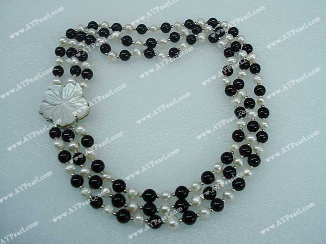 pearl agate necklace