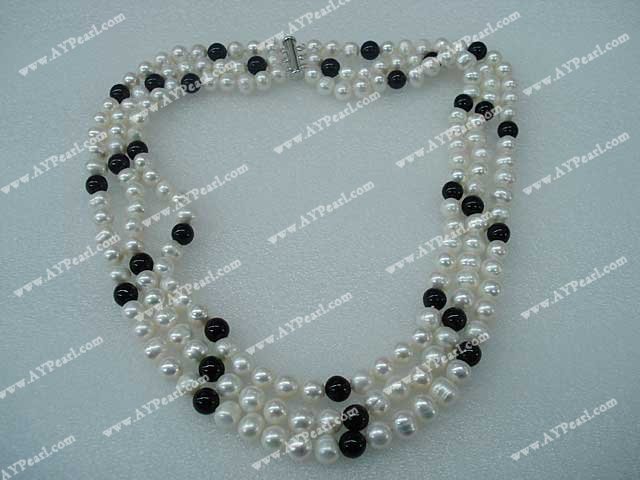 pearl agate necklace