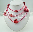 coral cristal necklacw