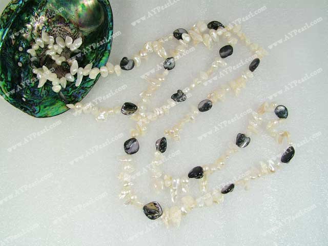 dyed pearl shell necklace