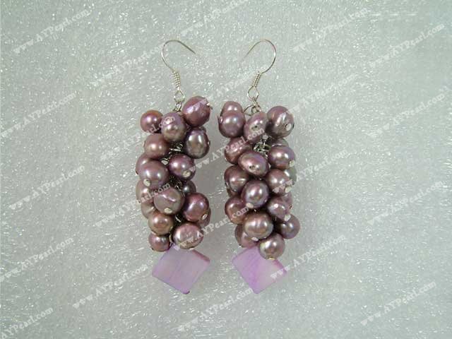 dyed pearl shell earring