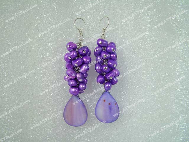 dyed pearl shell earring