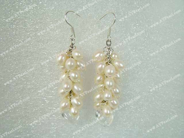 dyed pearl crystal earring