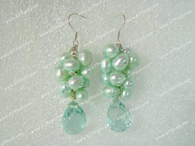 pearl crystal earring