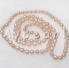 rose collier de perles