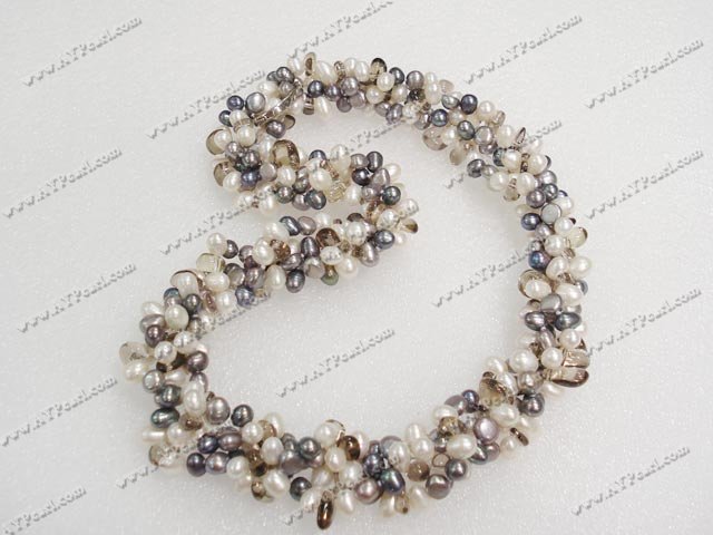 pearl crystal necklace