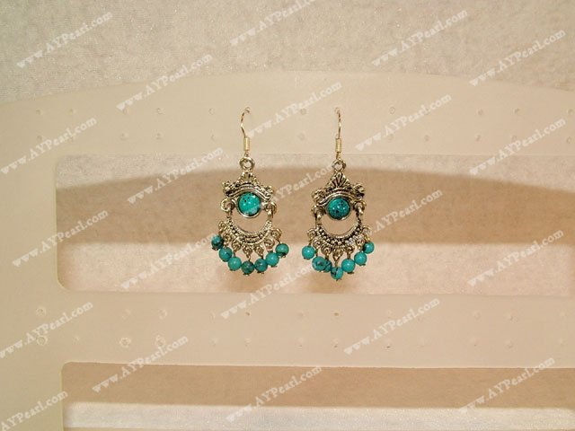 Turquoise earring