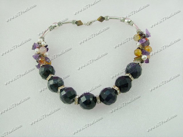faced blue sand stone agate necklace
