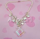 collier en cristal de perle