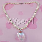 collier en cristal de perle