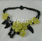 black agate peridot flower necklace