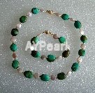 Turquoise pearl set