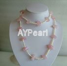 collier de perles de quartz rose