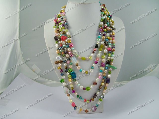 multi-color crystal pearl necklace