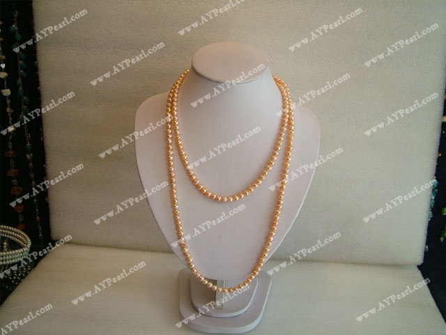 pearl necklace