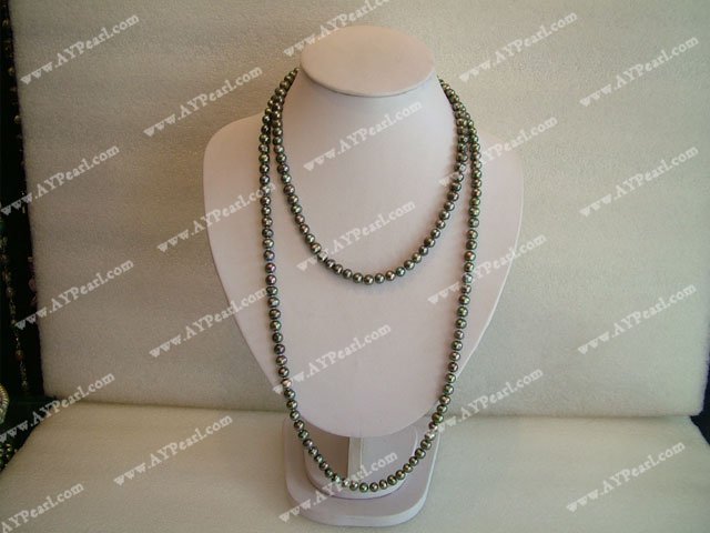 pearl necklace