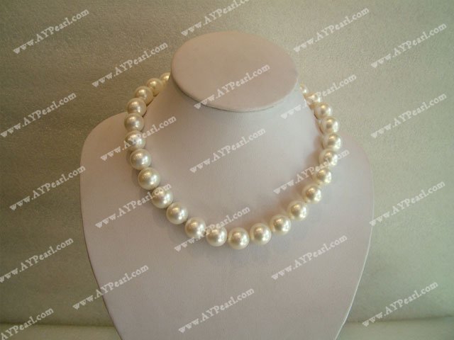 white seashell beads necklace