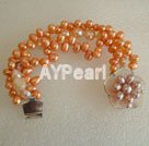 pearl bracelet