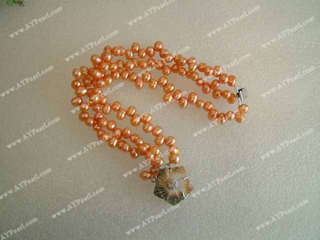 pearl bracelet