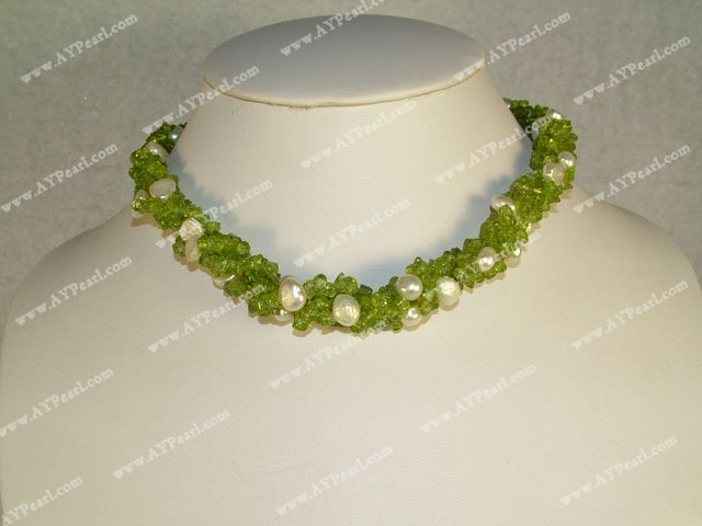 Collier olivine