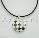 Wholesale Shell Jewelry-shell pendant necklace