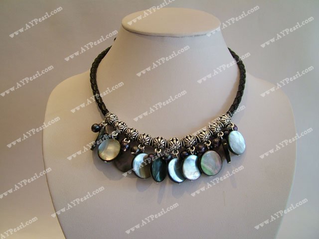 shell pearl necklace