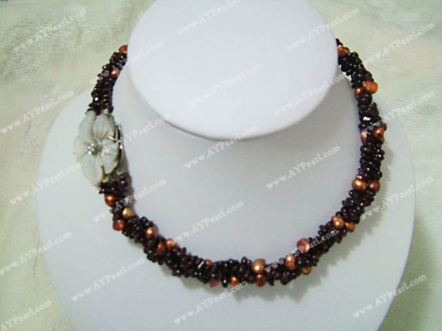 pearls garnet necklace