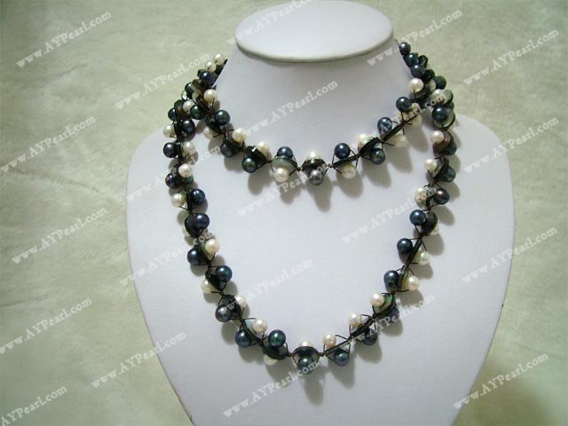 black lip shell pearl necklace