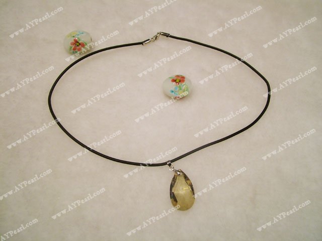 crystal waterdrop pendant necklace