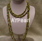 coloried pearl necklace