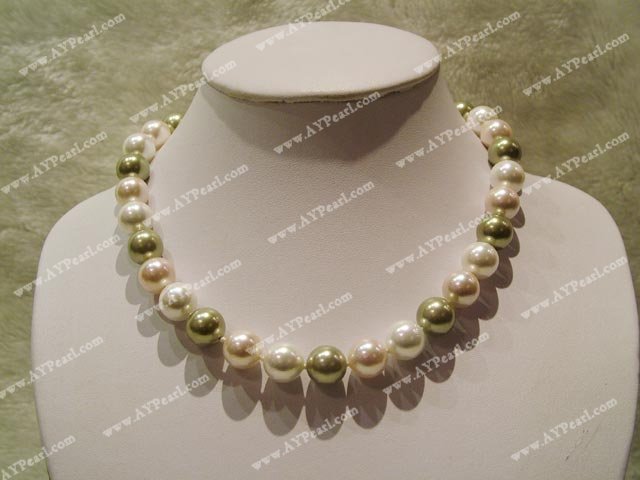 3-color seashell beads necklace