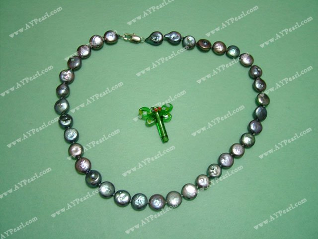 black pearl necklace