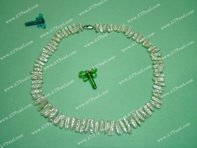 Biwa beads necklace