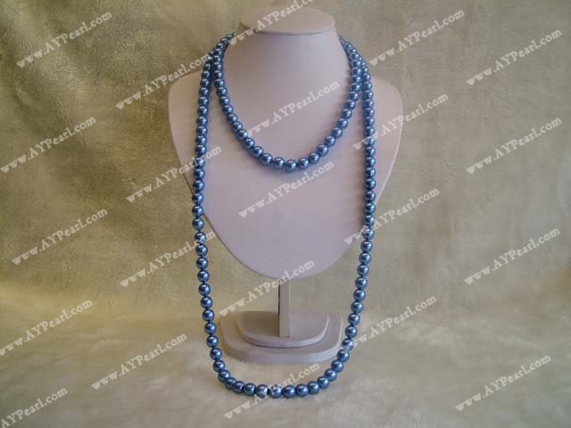 collier de perles synthétiques